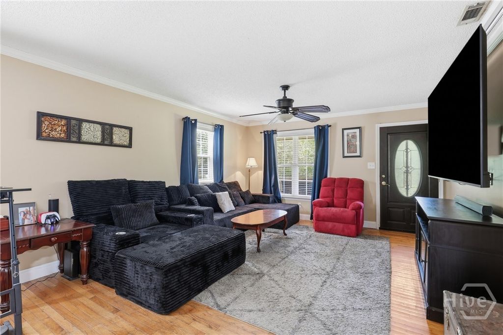 Image 6 of property listing at 112 Midland Drive, Guyton, GA 31312