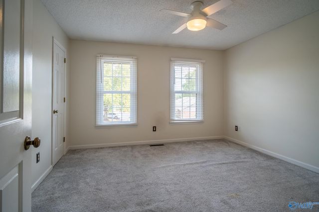 8151 Oldfield Road 3, Huntsville, AL 35802