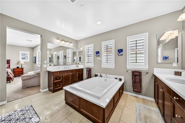 32585 Presidio Hills, Winchester, CA 92596