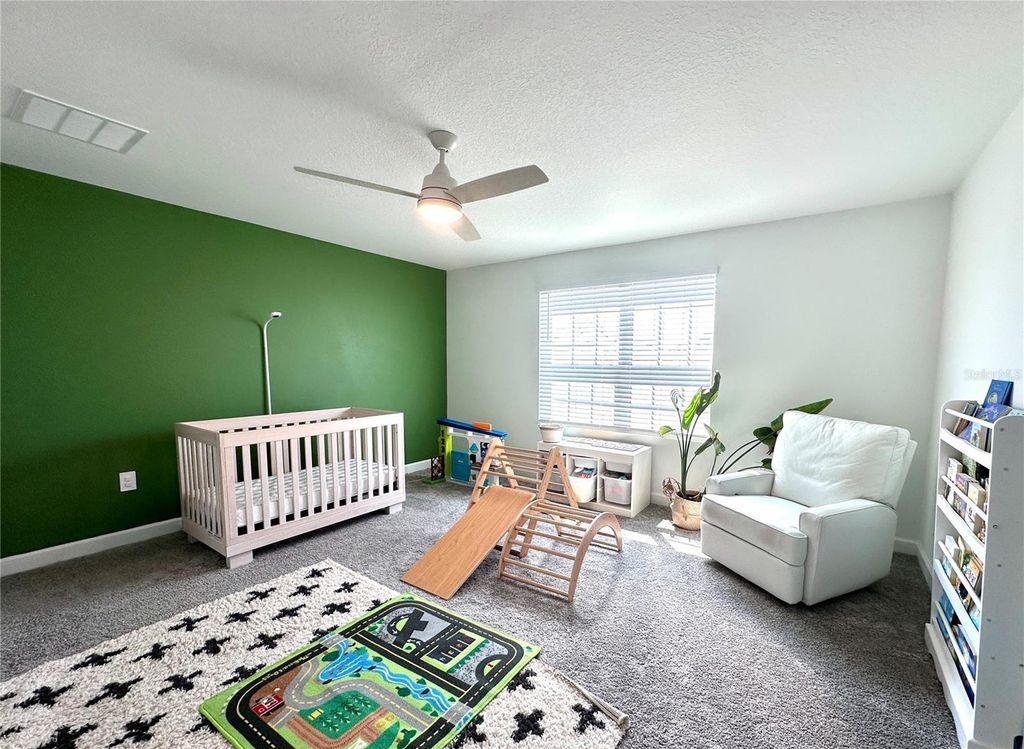 Image 18 of property listing at 9787 INTRODUCTION WAY, Orlando, FL 32832