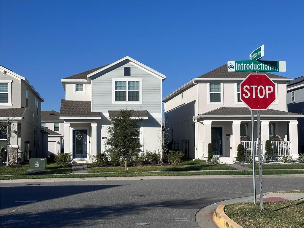 Image 4 of property listing at 9787 INTRODUCTION WAY, Orlando, FL 32832