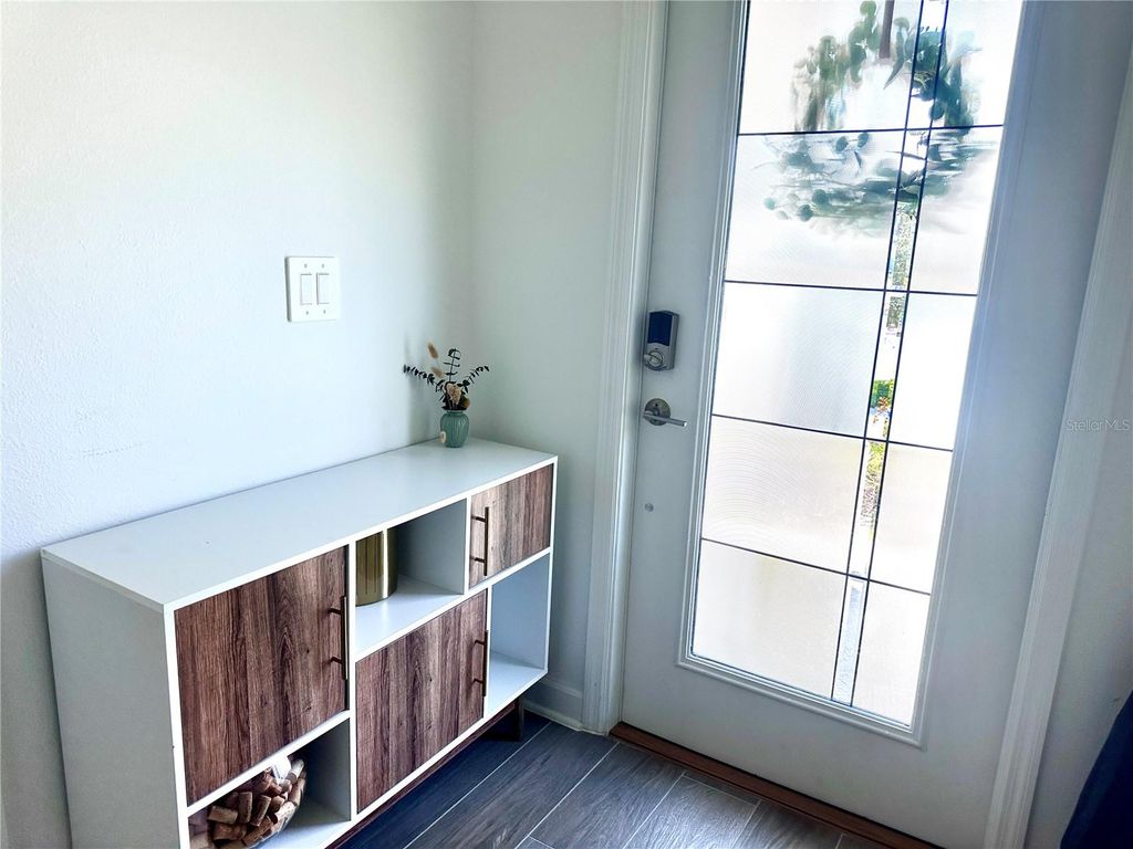 Image 5 of property listing at 9787 INTRODUCTION WAY, Orlando, FL 32832