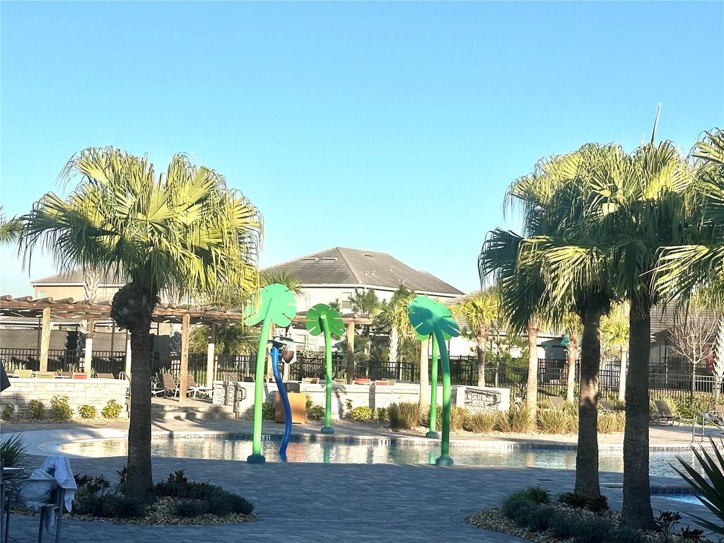 Image 46 of property listing at 9787 INTRODUCTION WAY, Orlando, FL 32832