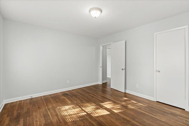 449 10th Street NW, Atlanta, GA 30318