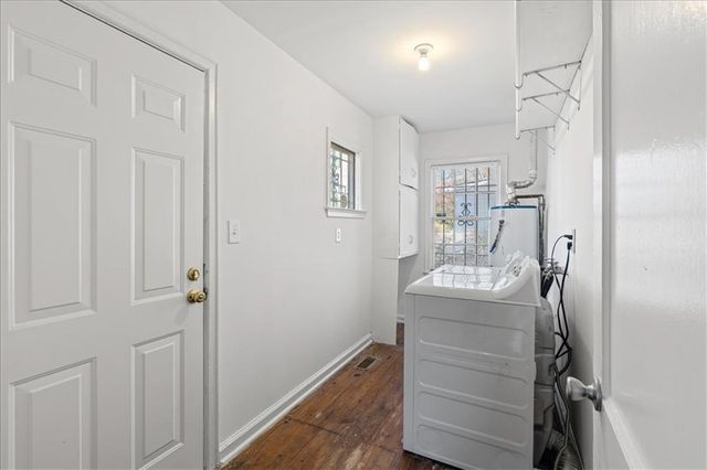 449 10th Street NW, Atlanta, GA 30318
