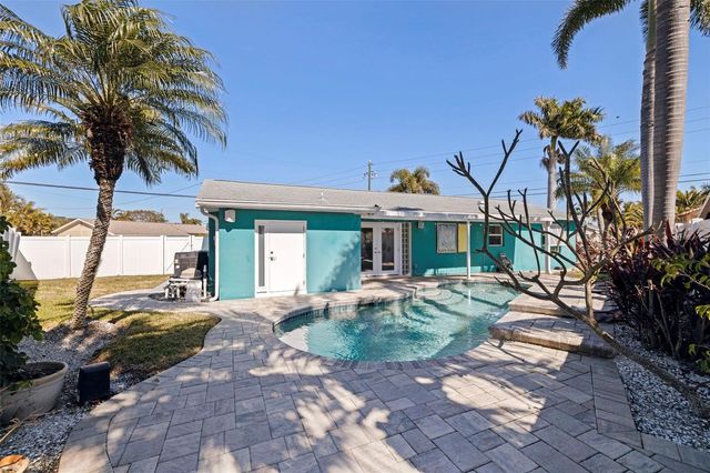 7906 4TH AVENUE S, St Petersburg, FL 33707