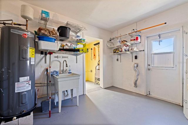 7906 4TH AVENUE S, St Petersburg, FL 33707