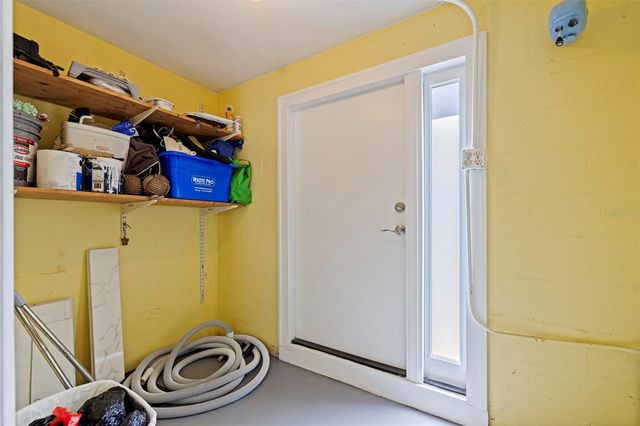 7906 4TH AVENUE S, St Petersburg, FL 33707