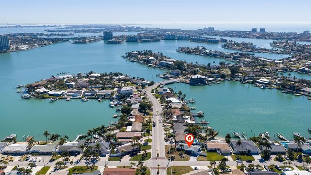 7906 4TH AVENUE S, St Petersburg, FL 33707