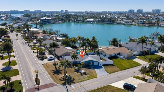 7906 4TH AVENUE S, St Petersburg, FL 33707