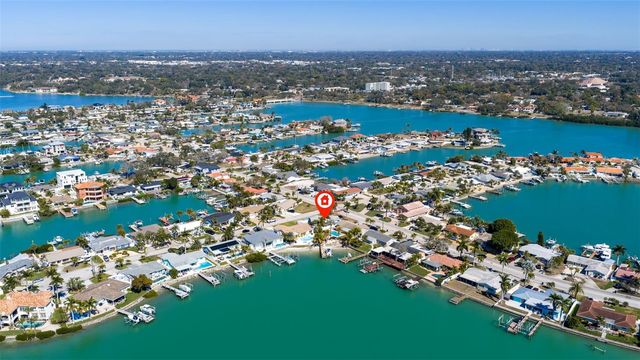 7906 4TH AVENUE S, St Petersburg, FL 33707