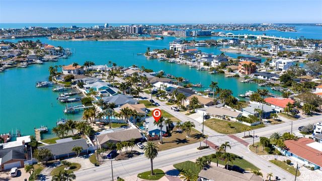 7906 4TH AVENUE S, St Petersburg, FL 33707