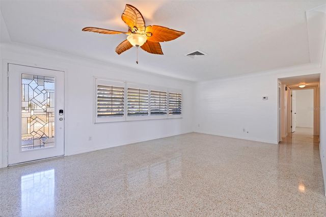 7906 4TH AVENUE S, St Petersburg, FL 33707