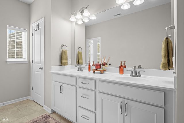 13288 E Lieder Way, Fishers, IN 46037