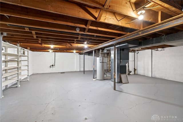 1664 Warder Street, Springfield, OH 45503