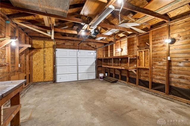 1664 Warder Street, Springfield, OH 45503