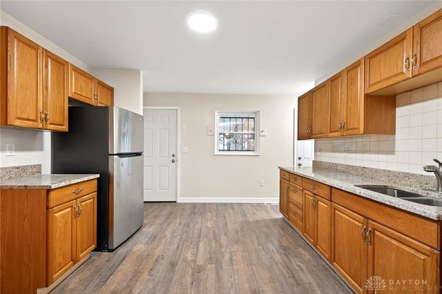 1664 Warder Street, Springfield, OH 45503