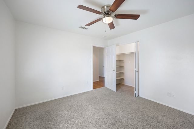 1015 Rocky Canyon Road, Arlington, TX 76012