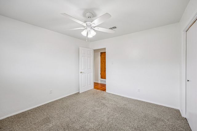 1015 Rocky Canyon Road, Arlington, TX 76012