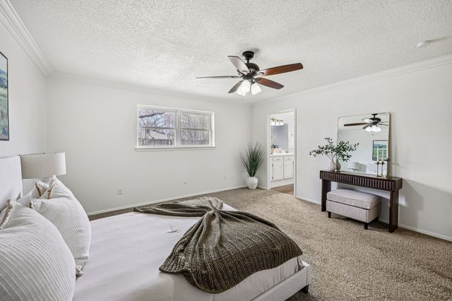 1015 Rocky Canyon Road, Arlington, TX 76012