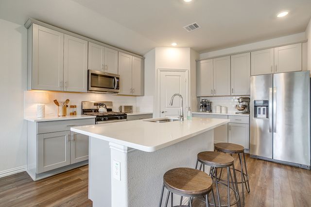 3013 Brittlebush Drive, Fort Worth, TX 76108