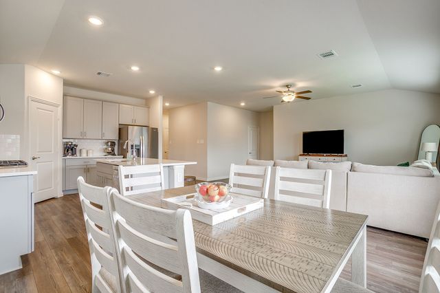 3013 Brittlebush Drive, Fort Worth, TX 76108