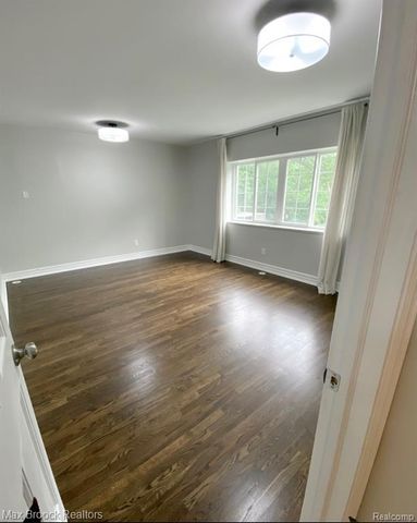 1111 N Old Woodward Avenue 1, Birmingham, MI 48009