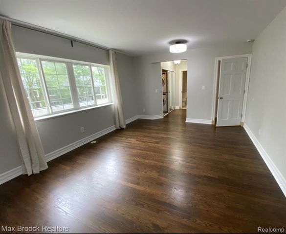 1111 N Old Woodward Avenue 1, Birmingham, MI 48009