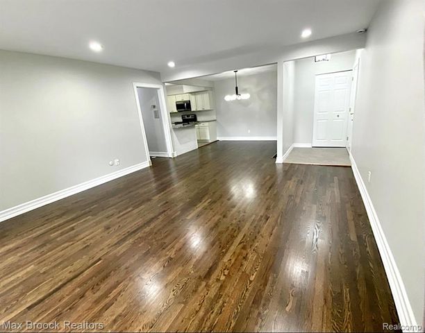 1111 N Old Woodward Avenue 1, Birmingham, MI 48009