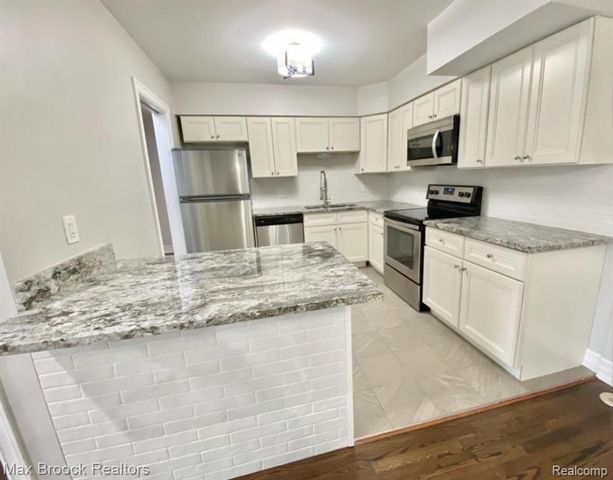 1111 N Old Woodward Avenue 1, Birmingham, MI 48009