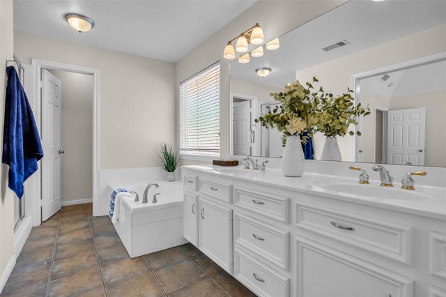 900 Melanie Park, Conroe, TX 77304