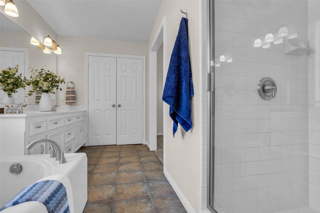 900 Melanie Park, Conroe, TX 77304