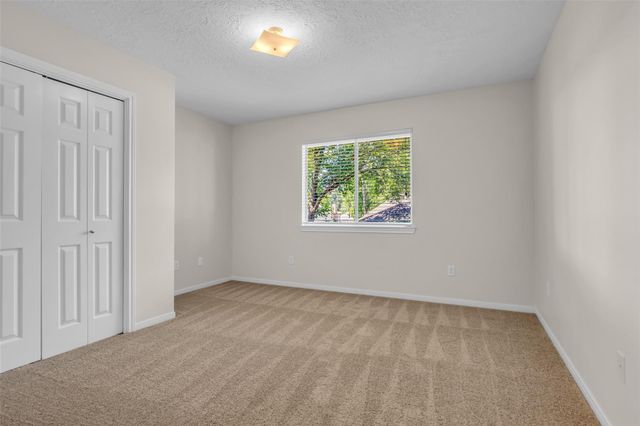 900 Melanie Park, Conroe, TX 77304