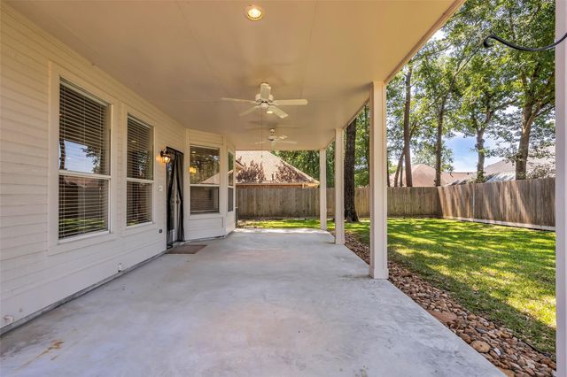 900 Melanie Park, Conroe, TX 77304
