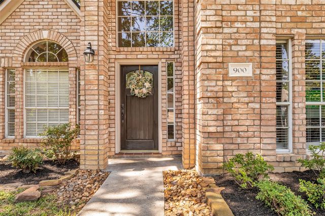 900 Melanie Park, Conroe, TX 77304