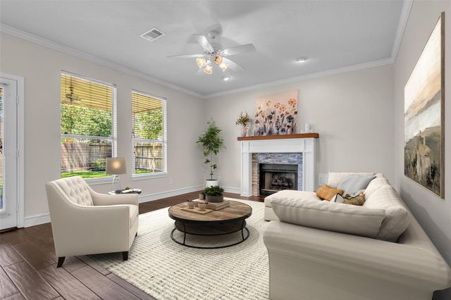 900 Melanie Park, Conroe, TX 77304