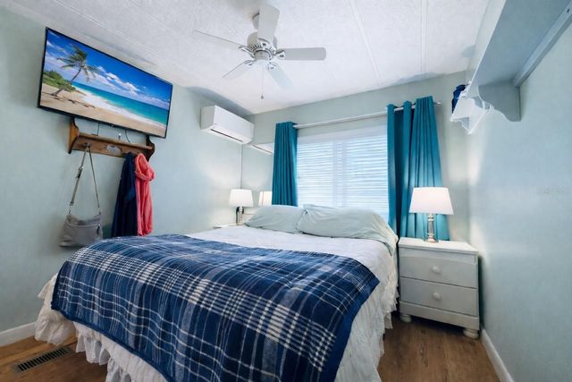 646 FAIRMOUNT DRIVE, North Port, FL 34287