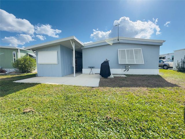 646 FAIRMOUNT DRIVE, North Port, FL 34287