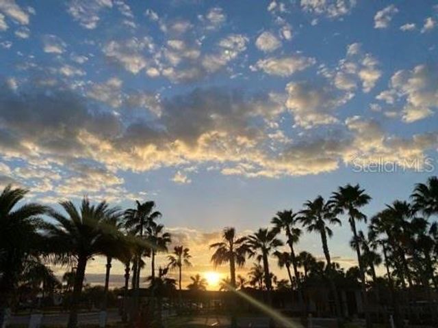 646 FAIRMOUNT DRIVE, North Port, FL 34287