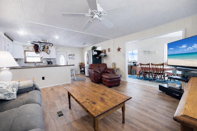 646 FAIRMOUNT DRIVE, North Port, FL 34287