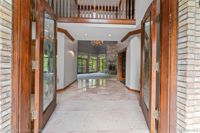 34062 Lyncroft Street, Farmington, MI 48331