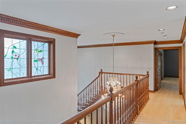 34062 Lyncroft Street, Farmington, MI 48331