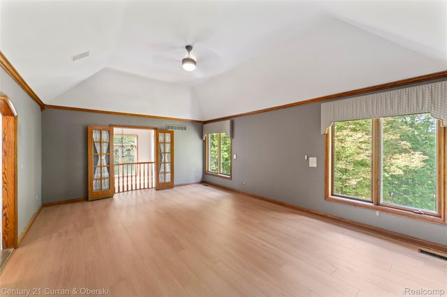 34062 Lyncroft Street, Farmington, MI 48331