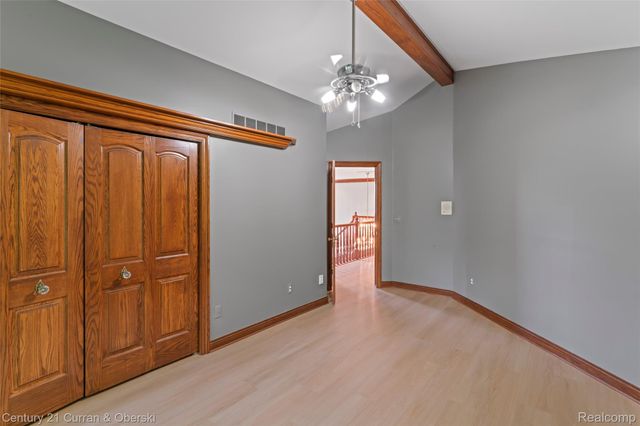 34062 Lyncroft Street, Farmington, MI 48331