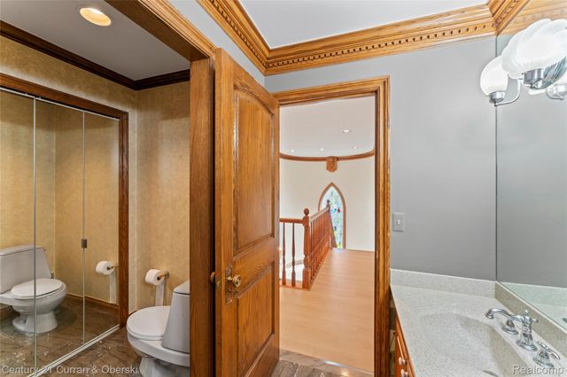34062 Lyncroft Street, Farmington, MI 48331