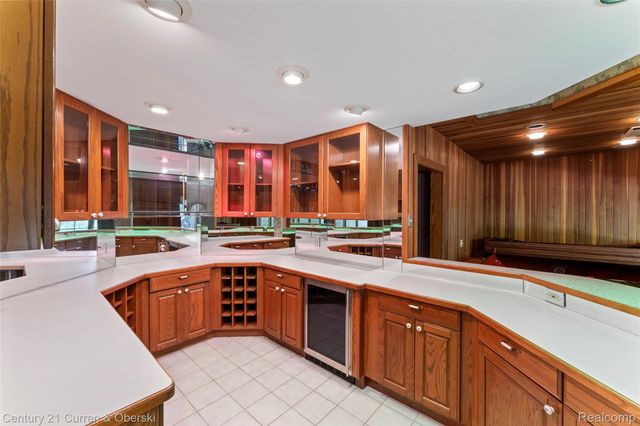 34062 Lyncroft Street, Farmington, MI 48331