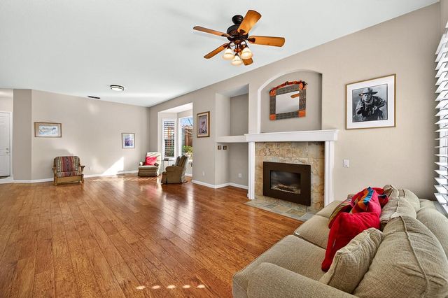 3111 NW Clarkson Dr, Rocklin, CA 95765