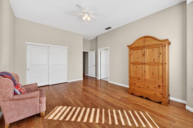 3111 NW Clarkson Dr, Rocklin, CA 95765