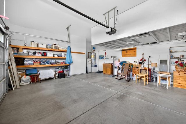 3111 NW Clarkson Dr, Rocklin, CA 95765