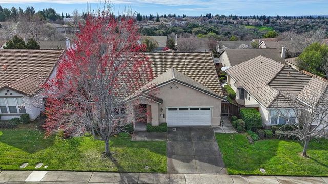 3111 NW Clarkson Dr, Rocklin, CA 95765